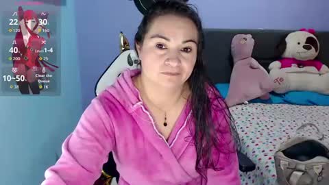 Kyra online show from April 3, 2026, 1:25 am