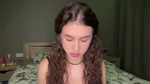 Snapshot of l1ps_stick chatting on April 5, 2026, 3:42 pm l1ps_stick online show from April 5, 2026, 3:42 pm