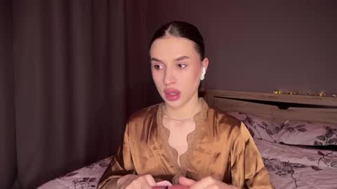 Snapshot of l1ps_stick chatting on April 7, 2026, 5:13 pm l1ps_stick online show from April 7, 2026, 5:13 pm