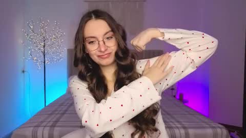 Margo  online show from March 3, 2026, 2:01 pm