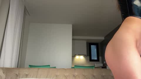 Julie online show from September 15, 2025, 5:40 am