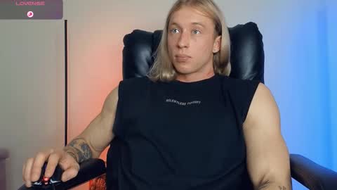 Adonis online show from November 7, 2025, 11:10 am