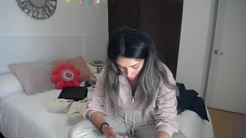 Snapshot of la_rola_ chatting on May 28, 2026, 3:26 am Catalina online show from May 28, 2026, 3:26 am