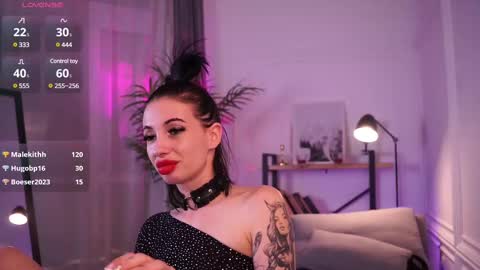 Snapshot of laady_rosee chatting on March 9, 2025, 8:31 pm Fanni online show from March 9, 2025, 8:31 pm