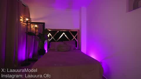 Only Fans  laauura online show from February 2, 2026, 5:33 pm