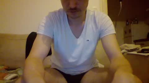 labelette007 online show from January 25, 2025, 2:04 am