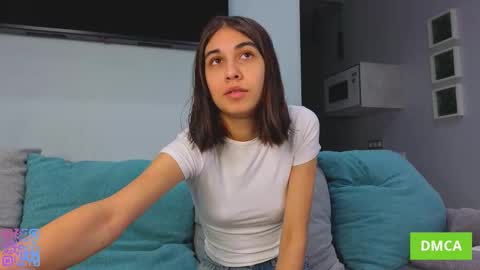 Mai online show from September 22, 2025, 4:31 pm