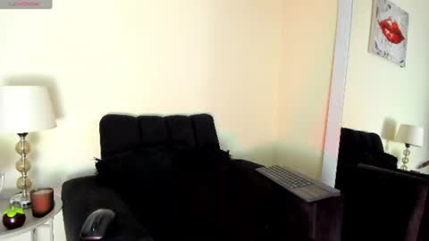 Snapshot of lace_victoria chatting on July 4, 2026, 12:28 am lace_victoria online show from July 4, 2026, 12:28 am