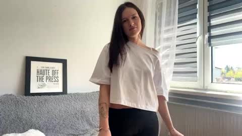 Emma online show from April 26, 2026, 10:24 am