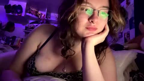 Snapshot of lacedinsin chatting on September 9, 2025, 4:56 am lacedinsin online show from September 9, 2025, 4:56 am