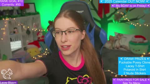 Lacey Bloom online show from December 5, 2024, 1:25 am