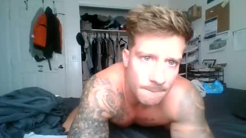 lacrioxcum18 online show from November 23, 2025, 9:14 pm