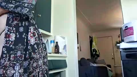 lacybell online show from May 2, 2026, 4:01 pm