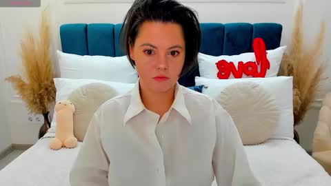 Snapshot of lady_alibi chatting on February 17, 2026, 11:07 am AliCooper online show from February 17, 2026, 11:07 am