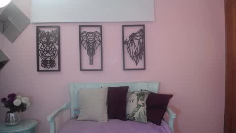 Snapshot of lady_danbury chatting on December 7, 2024, 1:14 am Karla - Instagram   lady karla1 online show from December 7, 2024, 1:14 am