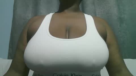 lady_dearra online show from October 24, 2025, 3:36 am