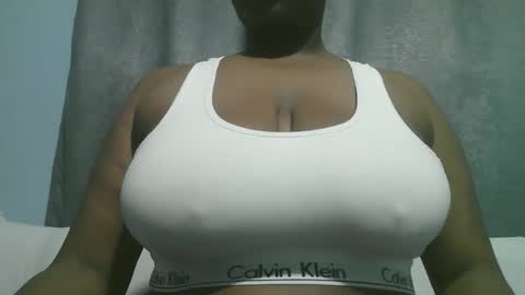 lady_dearra online show from October 26, 2025, 3:34 am