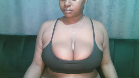 lady_dearra online show from March 23, 2026, 3:21 am