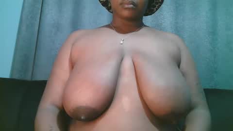 lady_dearra online show from April 6, 2026, 1:47 am