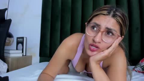 Snapshot of lady_falcon chatting on January 30, 2025, 8:11 am LADY online show from January 30, 2025, 8:11 am