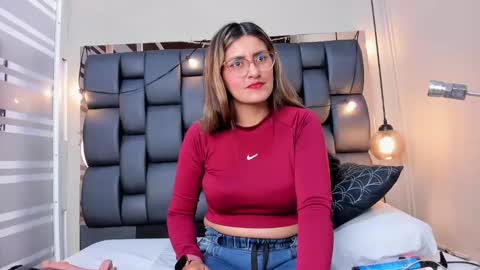 Snapshot of lady_falcon chatting on September 17, 2025, 2:02 am LADY online show from September 17, 2025, 2:02 am