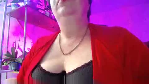 Lady Gloria online show from December 23, 2024, 3:01 pm