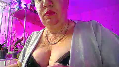 Lady Gloria online show from January 24, 2025, 6:46 am