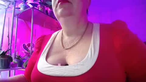 Lady Gloria online show from January 29, 2025, 4:05 am