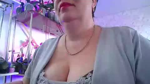 Lady Gloria online show from March 1, 2025, 12:12 pm