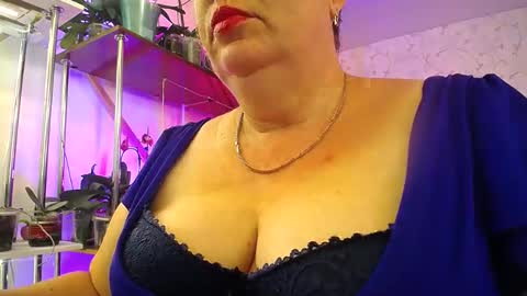 Lady Gloria online show from September 14, 2025, 10:25 am