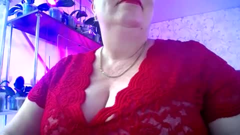 Lady Gloria online show from June 13, 2026, 12:03 pm