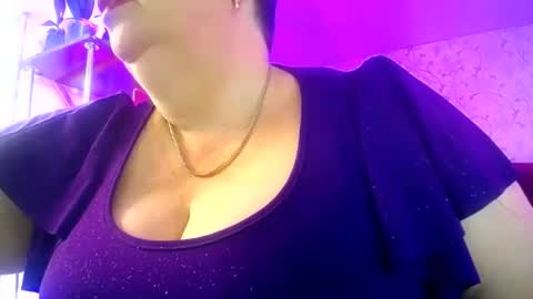 Lady Gloria online show from July 7, 2026, 5:32 am