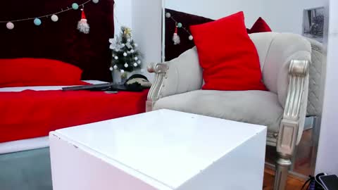 Snapshot of lady_godss chatting on December 20, 2024, 11:37 pm Lady godss online show from December 20, 2024, 11:37 pm