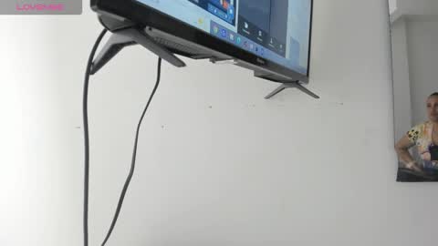 lady_miss___ online show from February 3, 2026, 12:43 pm