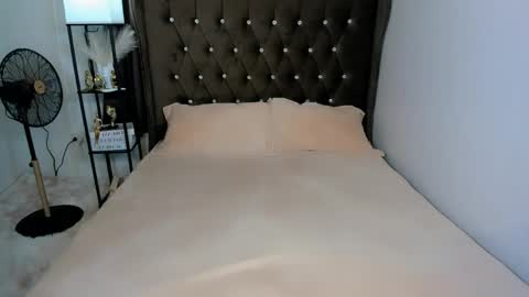 lady_moriseth online show from March 28, 2026, 5:29 am