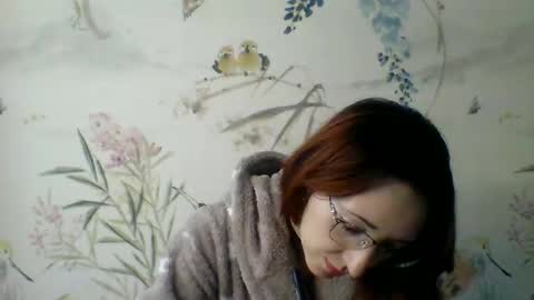 Kira online show from November 26, 2025, 8:37 am