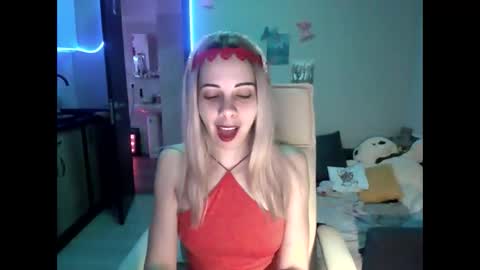 lady_smile69 online show from November 28, 2025, 4:37 am