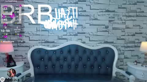 Snapshot of lady_violet_bridgerton_a chatting on February 23, 2025, 1:13 am Lady Violet Bridgerton online show from February 23, 2025, 1:13 am