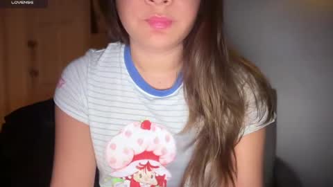 Snapshot of ladybird21 chatting on April 16, 2026, 4:57 am Aria online show from April 16, 2026, 4:57 am