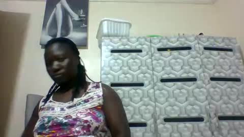 Snapshot of ladyblossoms19 chatting on January 9, 2025, 12:35 am lindah32 online show from January 9, 2025, 12:35 am