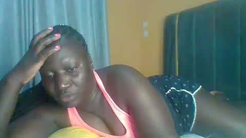 lindah32 online show from January 5, 2026, 7:28 pm