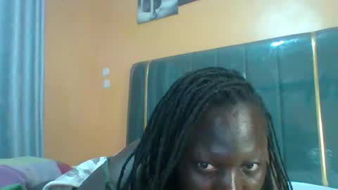 lindah32 online show from March 18, 2026, 2:04 am