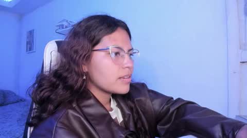  Lady  online show from January 15, 2026, 4:50 am