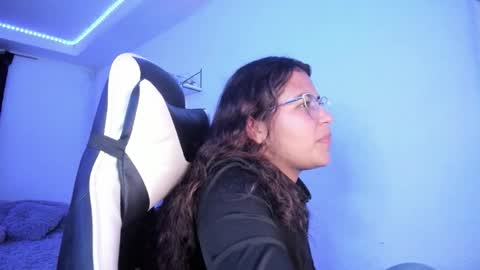  Lady  online show from February 7, 2026, 2:15 am