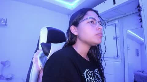  Lady  online show from June 30, 2026, 4:35 am