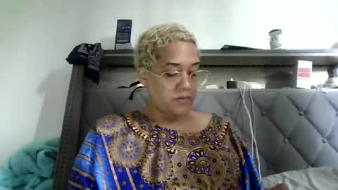 Stephanie online show from June 19, 2026, 5:39 pm