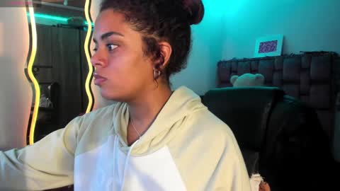 Snapshot of ladydanniela chatting on January 2, 2025, 2:43 am leidy daniela online show from January 2, 2025, 2:43 am