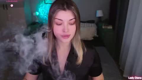 ladylancaster online show from November 26, 2025, 2:29 pm