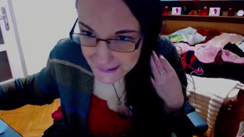 Snapshot of ladylhoty chatting on April 3, 2026, 8:40 pm LadyLHoty online show from April 3, 2026, 8:40 pm