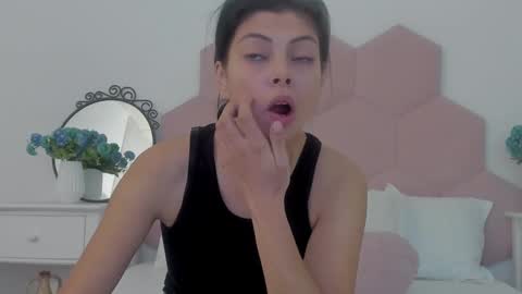 Lia online show from January 11, 2025, 4:38 am